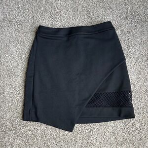 Express‎ NWT Black Asymmetrical Cut Out Mini Skirt, Size 4
